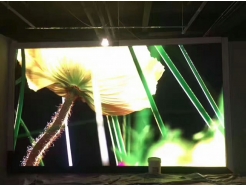 Lcd液晶拼接屏的優勢有哪些?【一體機】